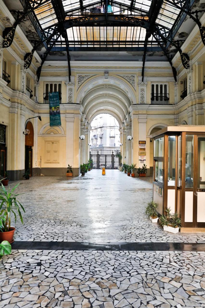 Residenza Napoli Centrale Exterior photo