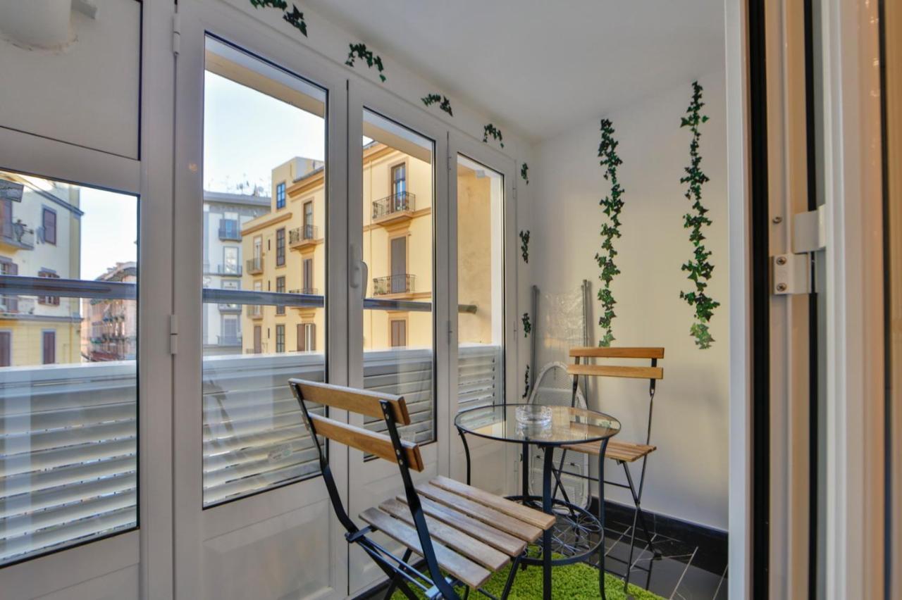 Residenza Napoli Centrale Exterior photo